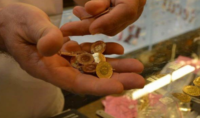 Güncel altın fiyatları yorumu: Altın keskin dolar rallisinin baskısı altında