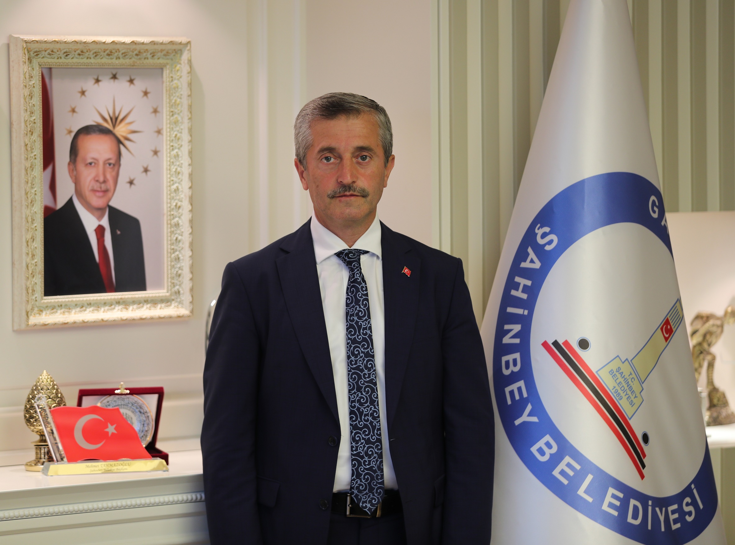 Mehmet Tahmazoğlu kimdir?