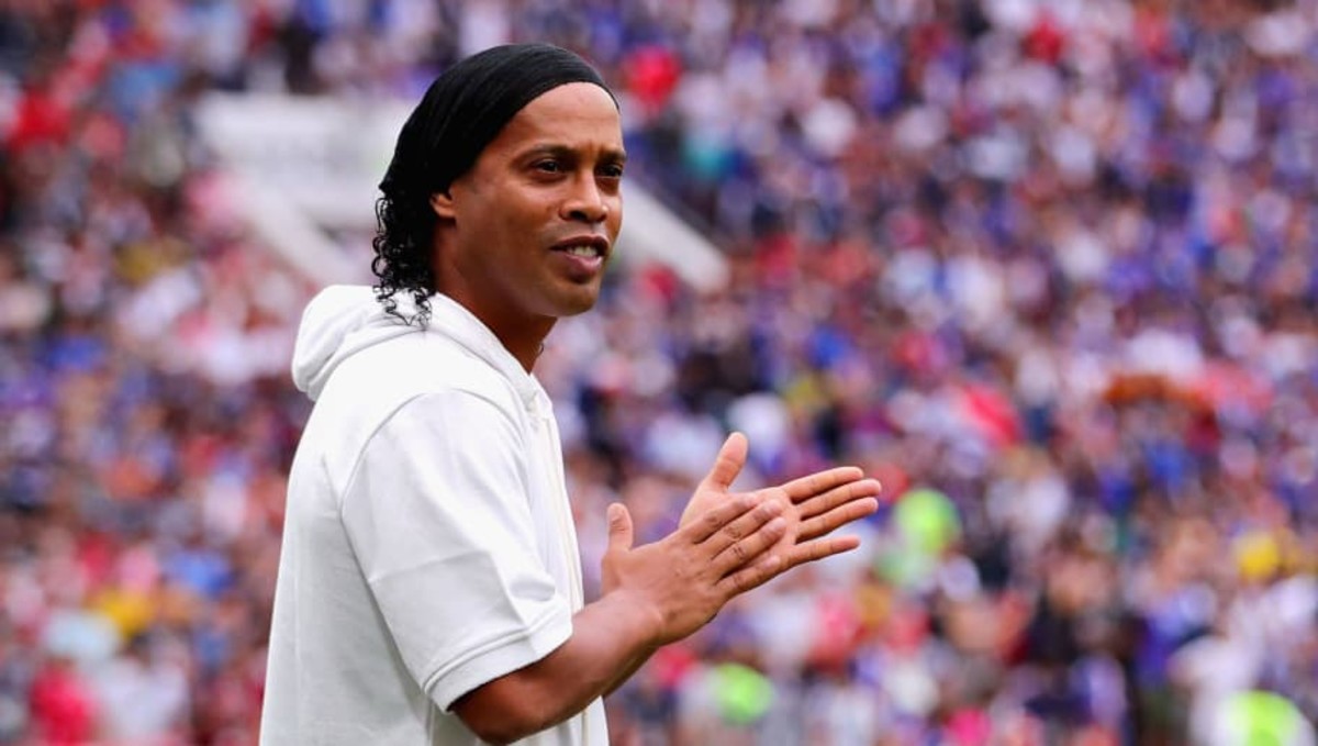 Ronaldinho ne kadar kazanıyor: Futboldan hapishaneye (işte kariyeri)
